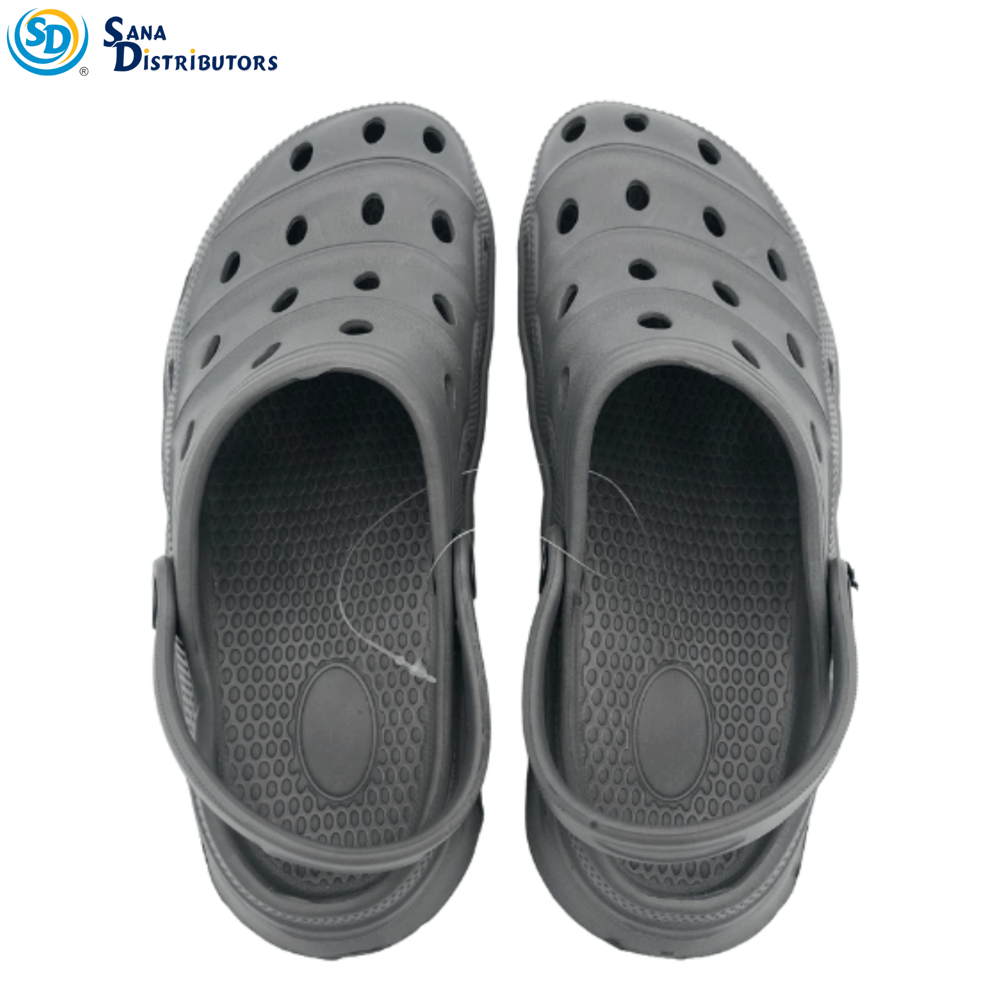 Sandals - Mens Size 7 - 10.5 - Assorted