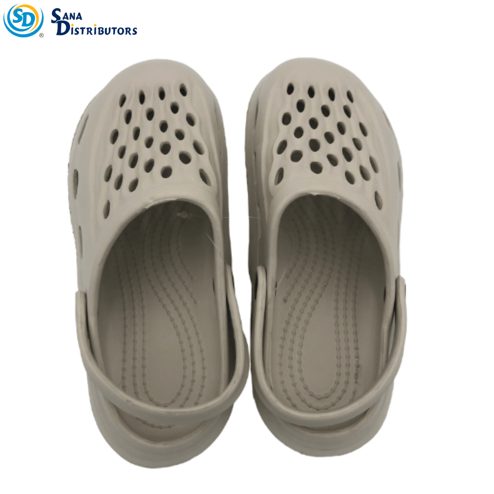 Sandals - Mens Size 7 - 10.5 - Assorted