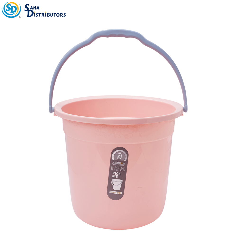 Plastic Bucket 7.5"x12.6"