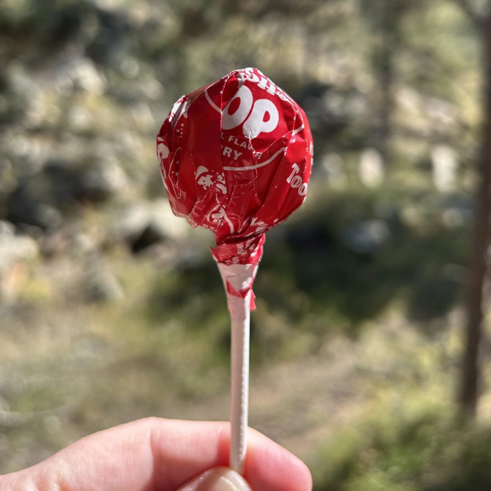 Tootsie Pop Display 1040pcs ($0.35 per Unit)