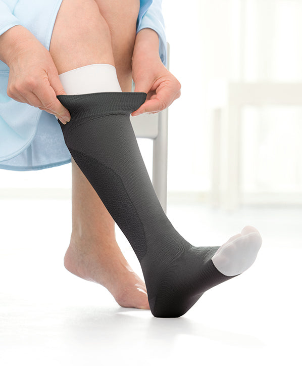 KT/1 JOBST ULCERCARE READY-TO-WEAR  3XL, NO ZIPPER, BLACK (INCL 1 STOCKING AND 2 LINERS)