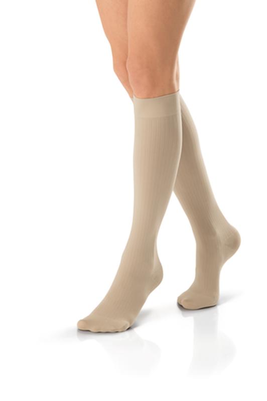 PR/1 JOBST SOSOFT WOMEN, KNEE HIGH, 30-40MMHG, SM, RIBBED SAND, CLOSED TOE