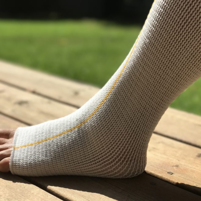 EdemaWear stockinet medium for limb circumference up to 75 cm (30"), Yellow stripe, Single stockinet  - 1 Each