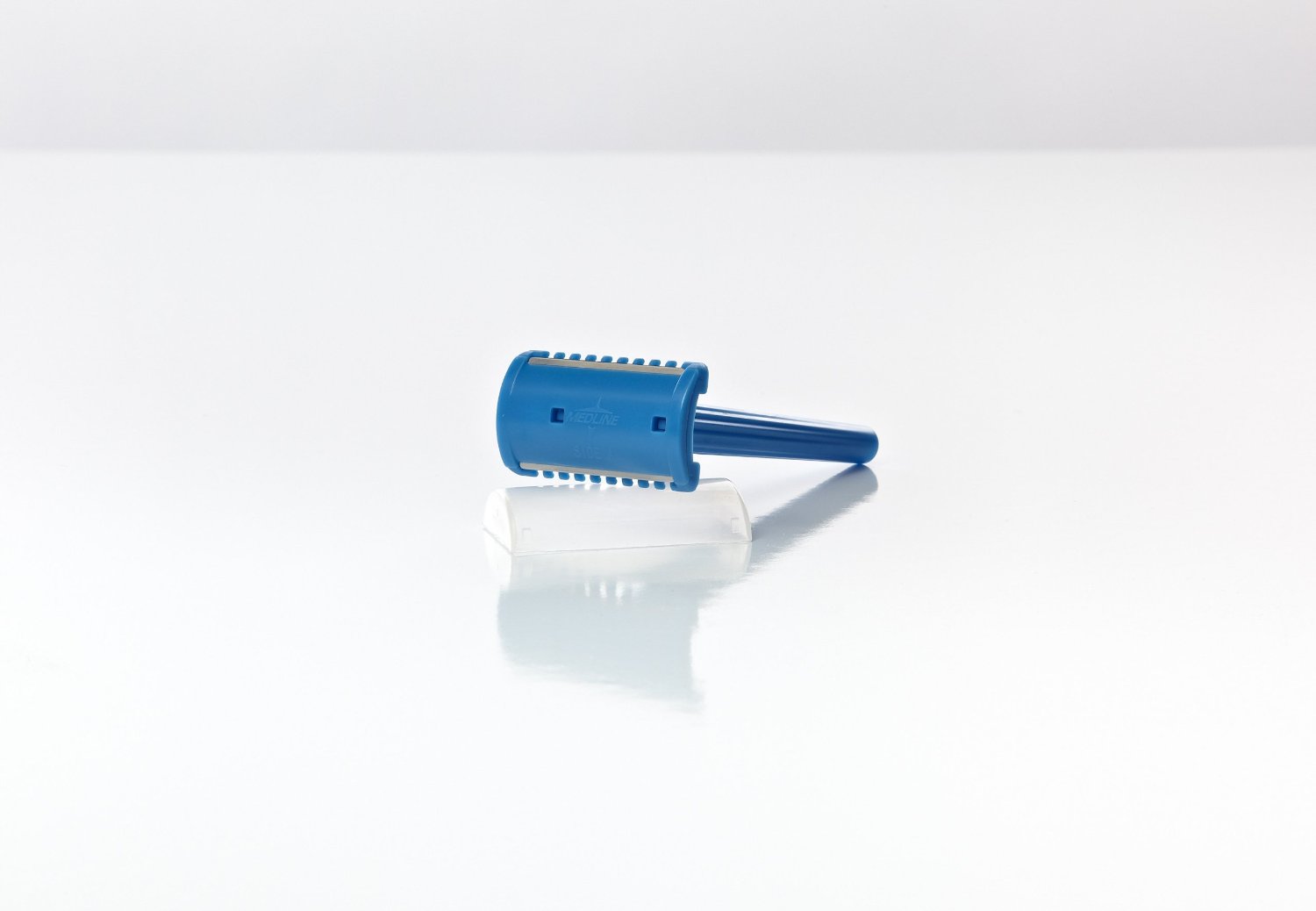 CS/100 DOUBLE-SIDED SHAVE PREP RAZOR, NON-STERILE